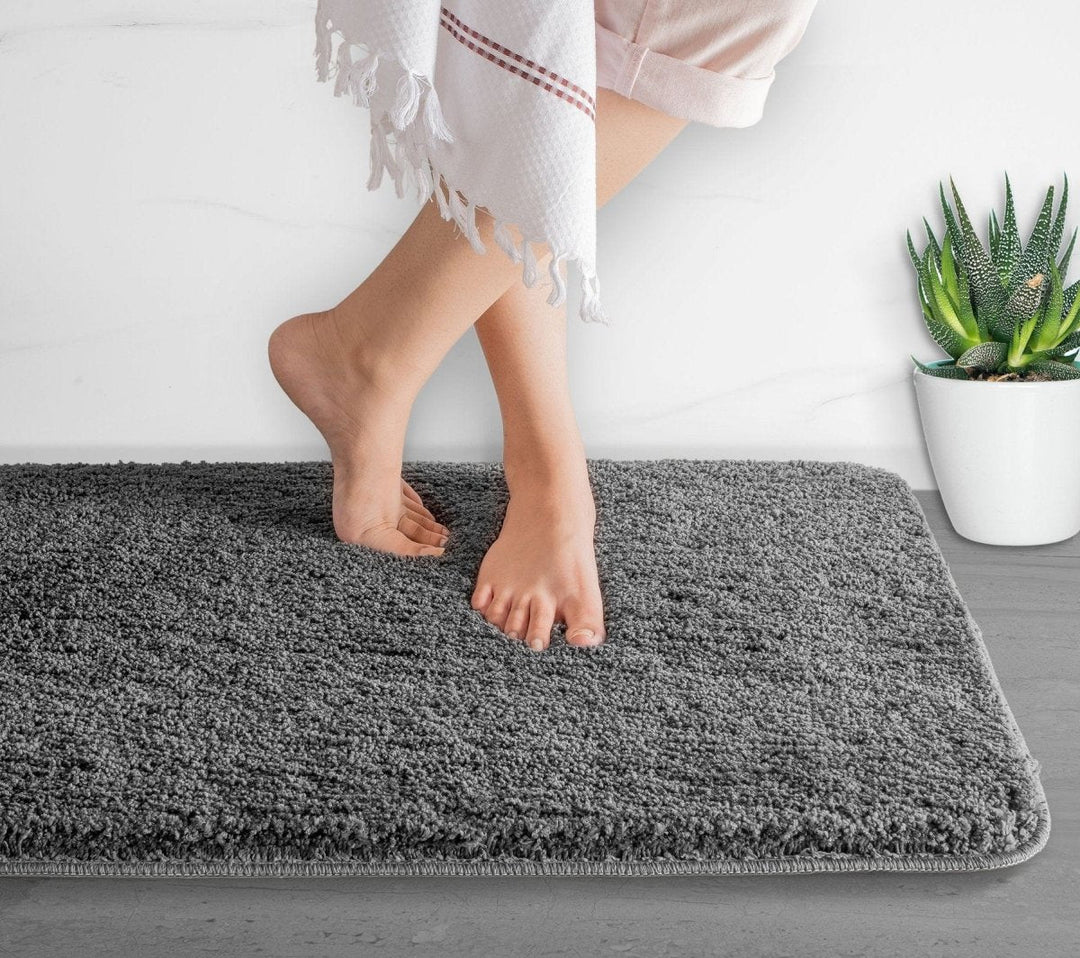 Kalsten | Luxura UltraSoft Bath Mat | Super-absorbent microfiber bathroom rug with anti-slip backing