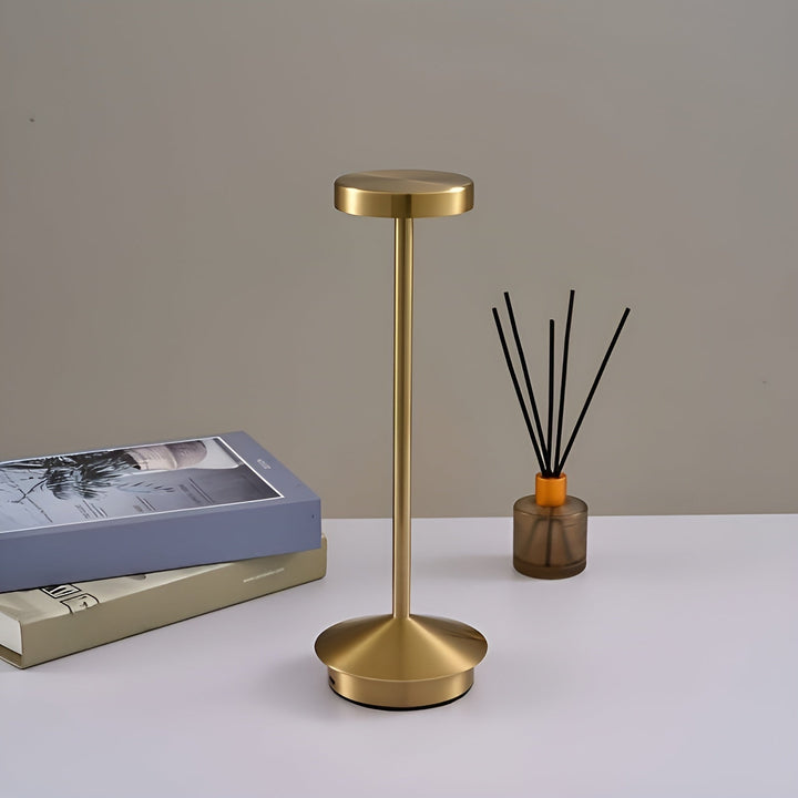 Elegant Tarion Lamp – Wireless LED with Touch Control Noxord