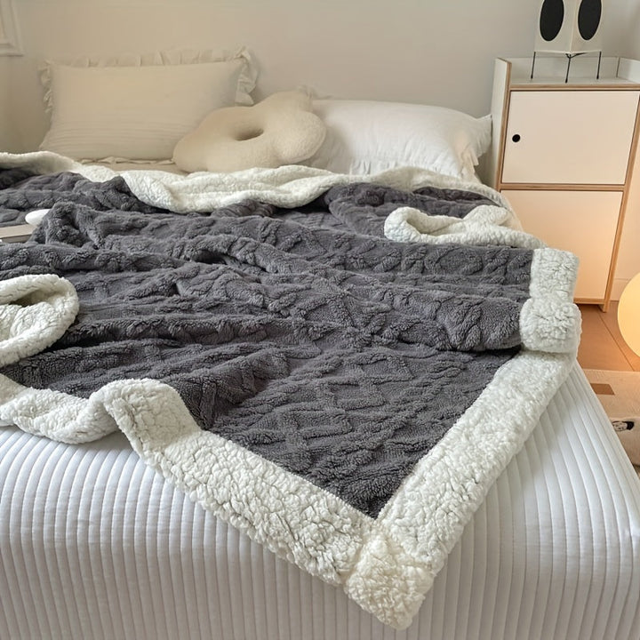 Stylish Reversible Fleece Blanket for Ultimate Comfort and Warmth Noxord