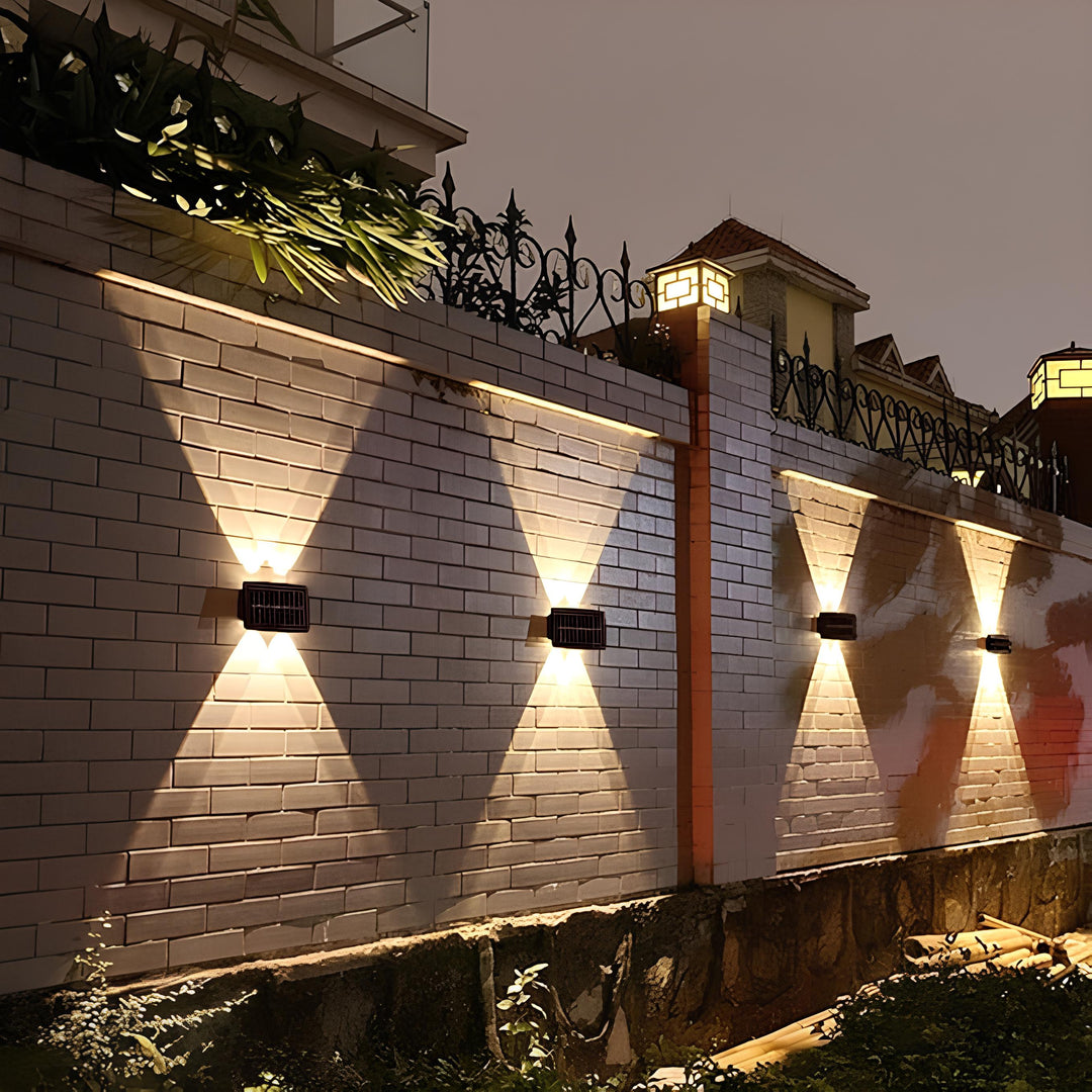 Solar LED Outdoor Wall Light – Warm White Noxord