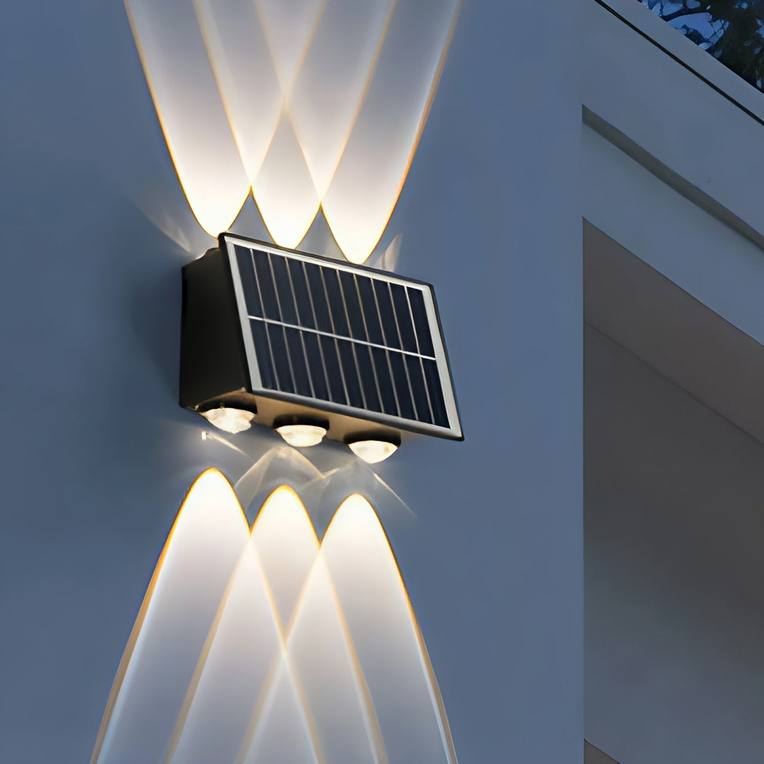 Solar LED Outdoor Wall Light – Warm White Noxord