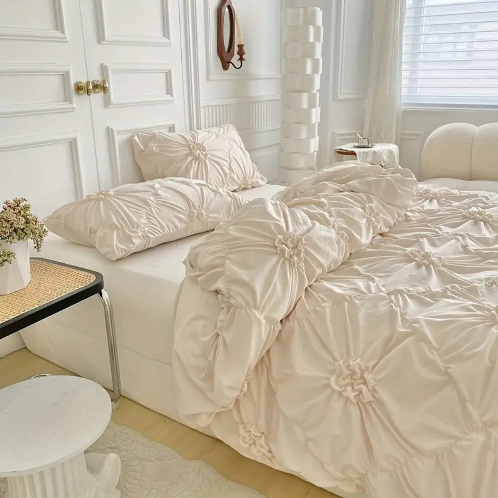 Pleated Microfiber Bedding Set Noxord