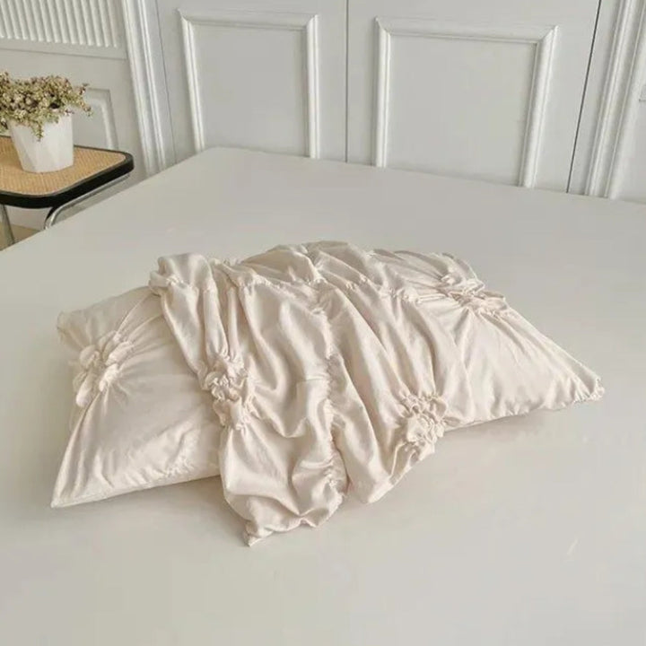 Pleated Microfiber Bedding Set Noxord