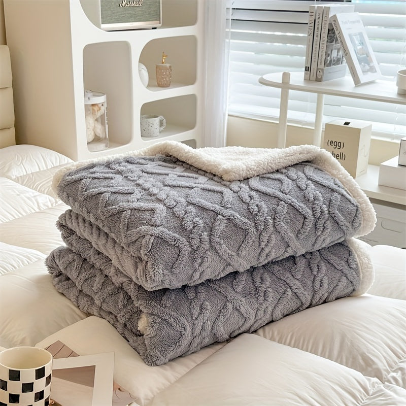 Vintage Luxe Reversible Fleece Blanket - Essential for Winter Noxord