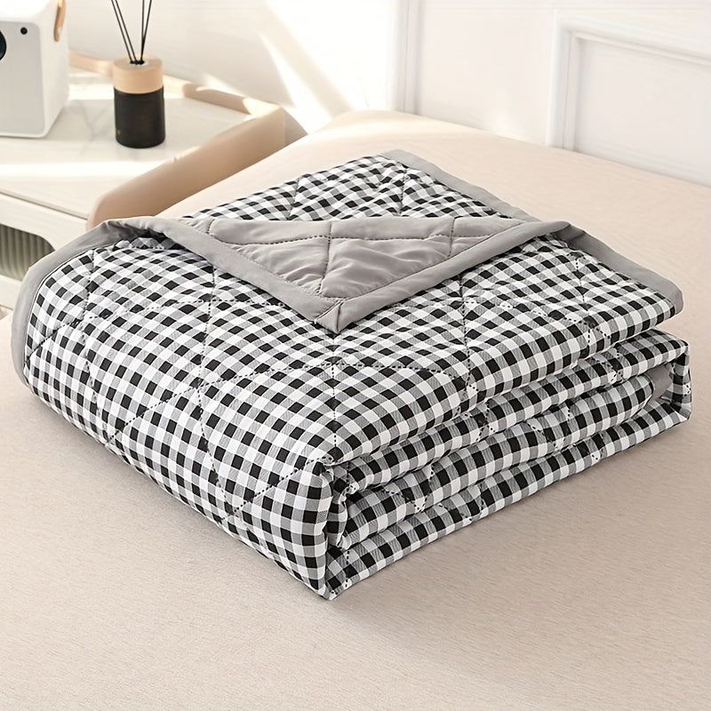 Elegant Preppy Plaid Summer Blanket for Cool Nights | Kalsten