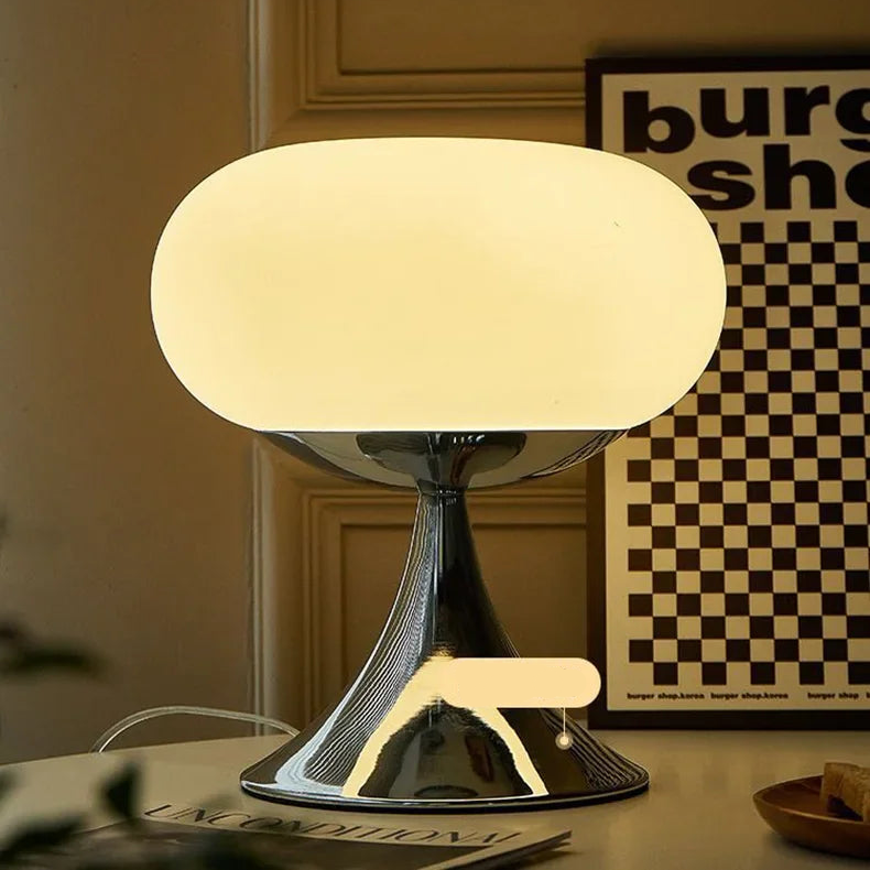 FruitLume - Apple-Shaped Table Lamp | Kalsten