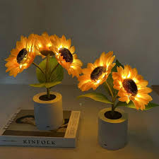 Table Lamp Sunflower LED USB Rechargeable Light | Noxord