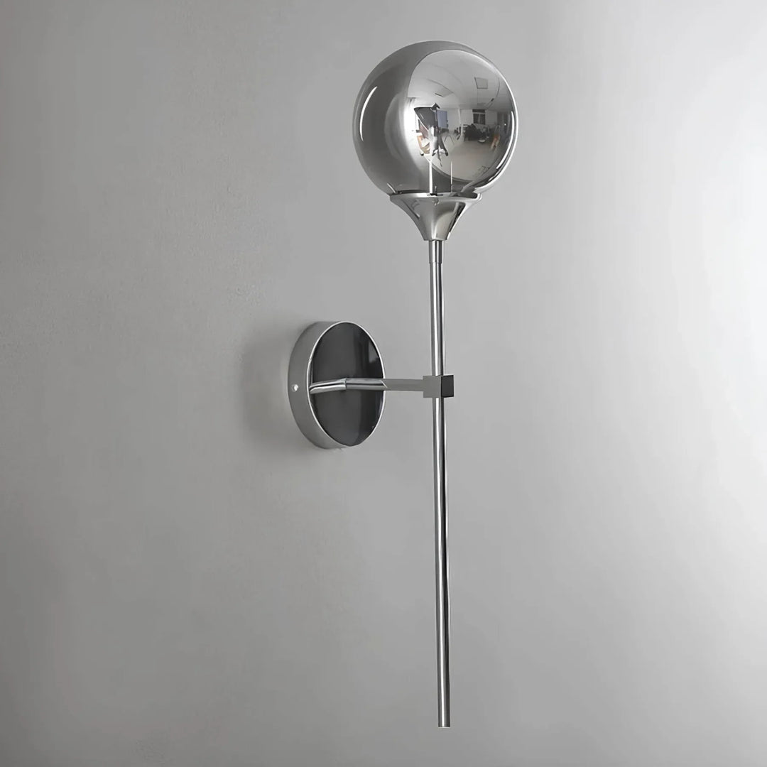 Scandinavian modern glass wall lamp | Kalsten
