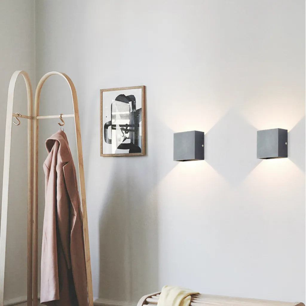 Black Aluminum Outdoor LED Wall Fixture Noxord