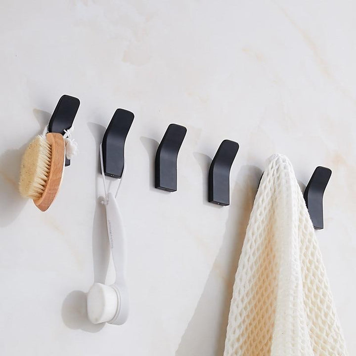 Kalsten | Golden Wall Hooks – Luxurious Brass Coat Hooks for Hallway and Bedroom