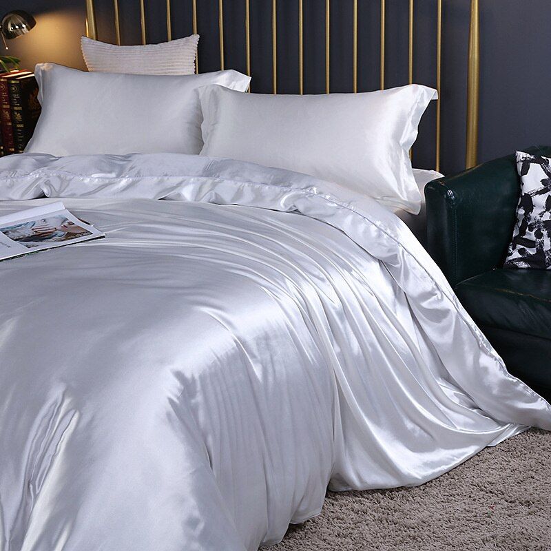 Silk/Satin Bed Linen Duvet Cover Luxury Set (2x Pillowcase, 1x Fitted Sheet, 1x Duvet) Noxord