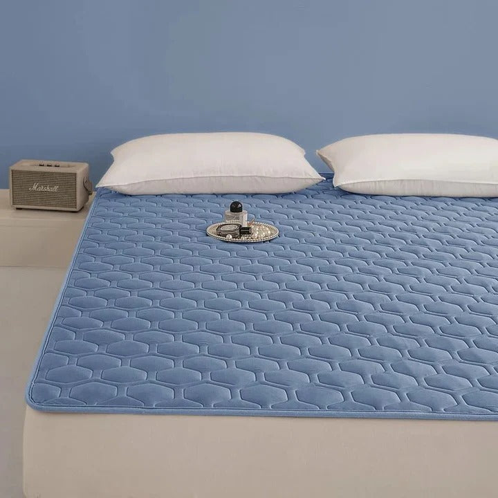 Quilted Cooling Mattress Pad with High-Density Cooling Fiber | Kalsten