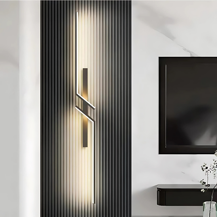 Modern Vertical Metal Wall Lamp