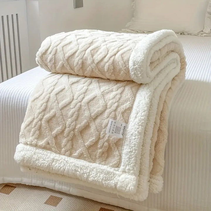 Reversible Sherpa Fleece Bedspread