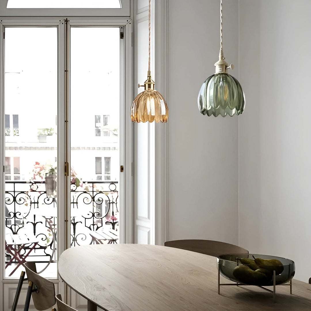 Hanging light with flower glass – Japanese design for cozy spaces | Kalsten