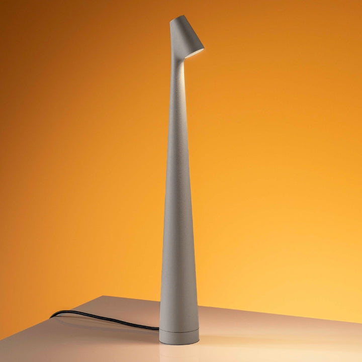 Sculpting table lamp | Kalsten
