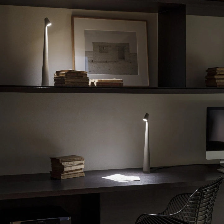 Sculpting table lamp | Kalsten