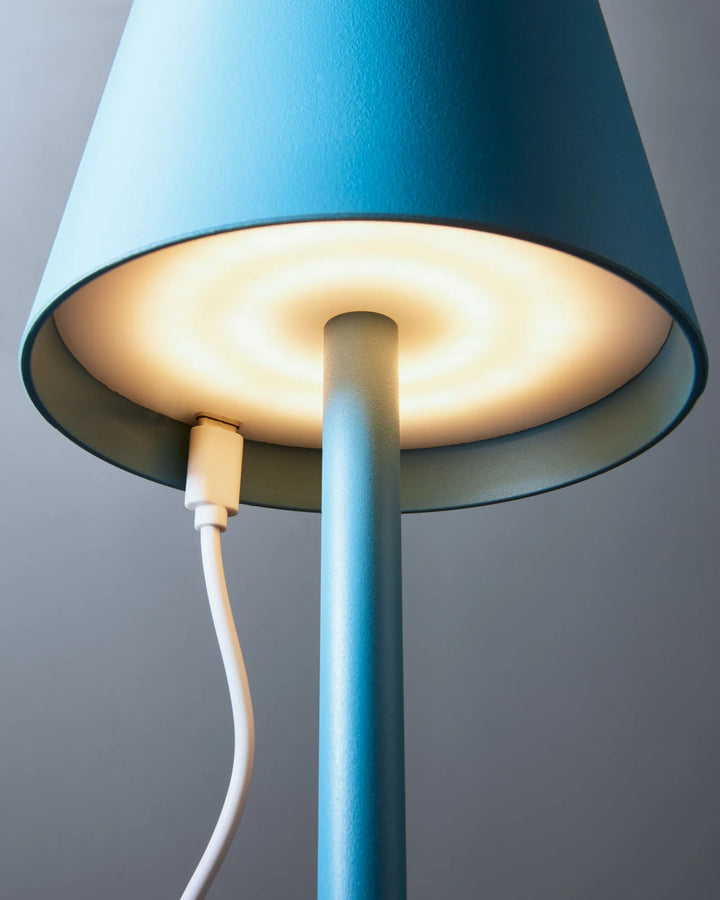 LED Table Lamp – Wireless, Touch Control & Dimmable Light | Kalsten