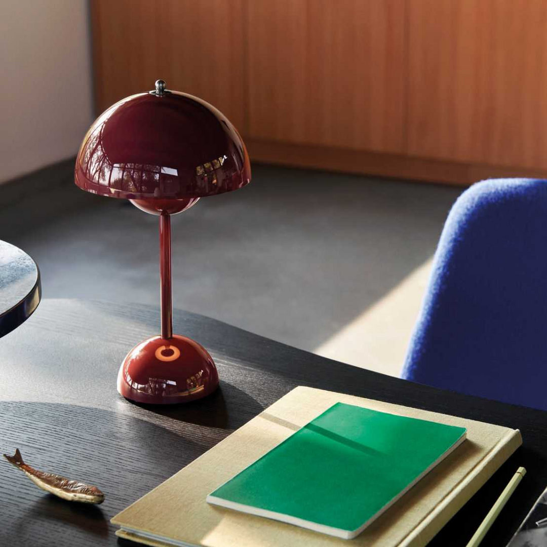 Kalsten | LED Table Lamp - MoonGlow