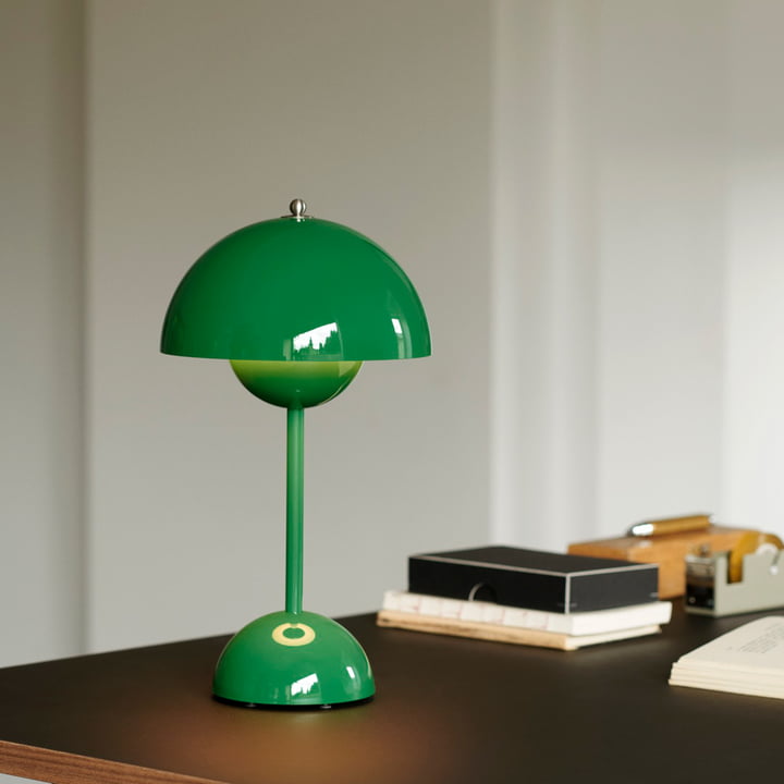 Kalsten | LED Table Lamp - MoonGlow