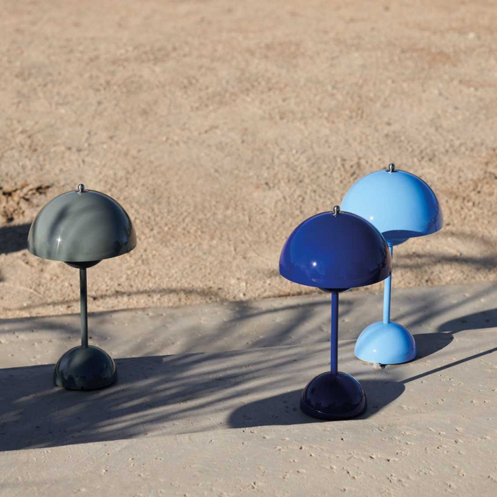 Kalsten | LED Table Lamp - MoonGlow