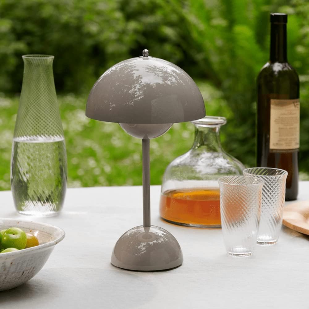 Kalsten | LED Table Lamp - MoonGlow