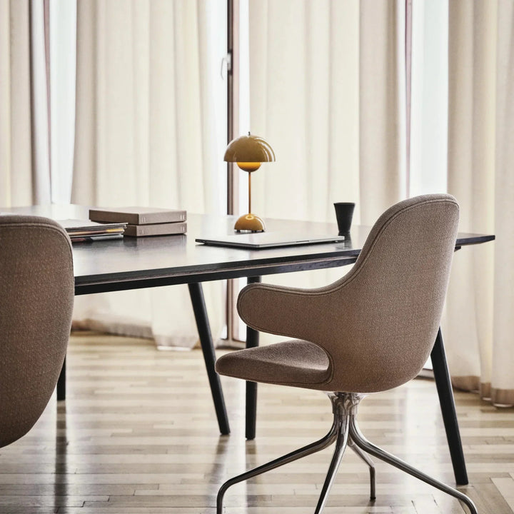Kalsten | LED Table Lamp - MoonGlow