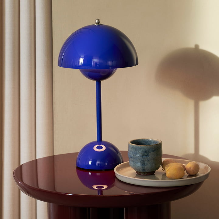 Kalsten | LED Table Lamp - MoonGlow