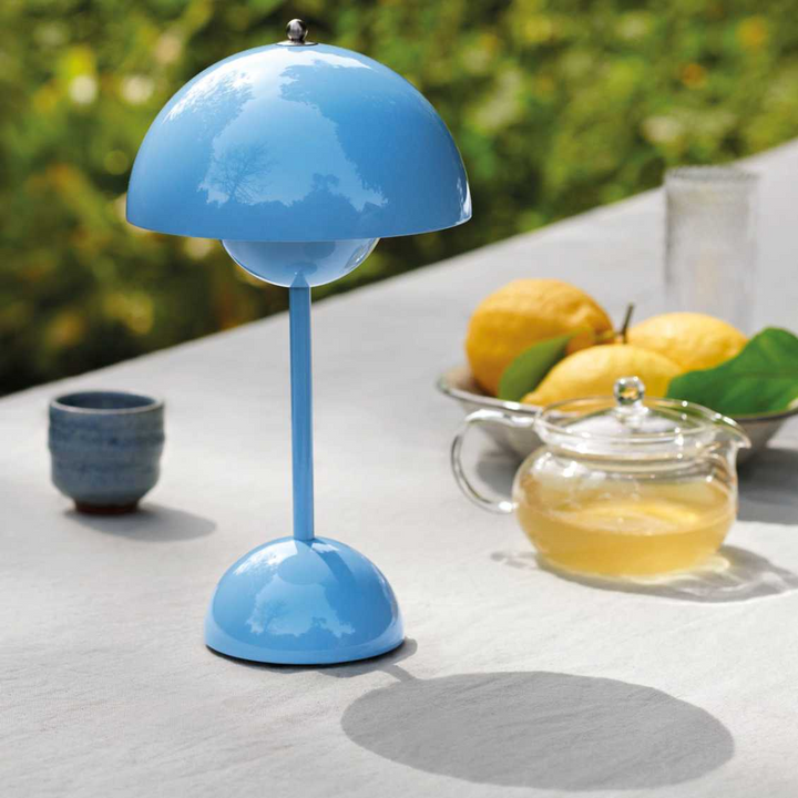 Kalsten | LED Table Lamp - MoonGlow