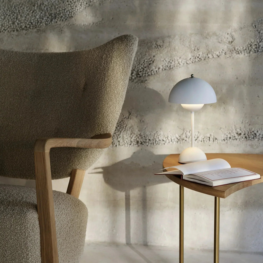 Kalsten | LED Table Lamp - MoonGlow