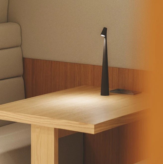 Kalsten | Portable Table Lamp