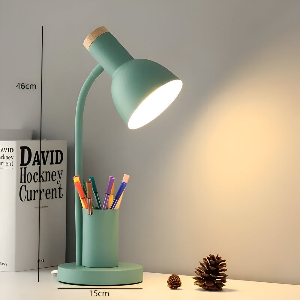 LumoDesk – LED table lamp with pen holder for organization and lighting | Kalsten