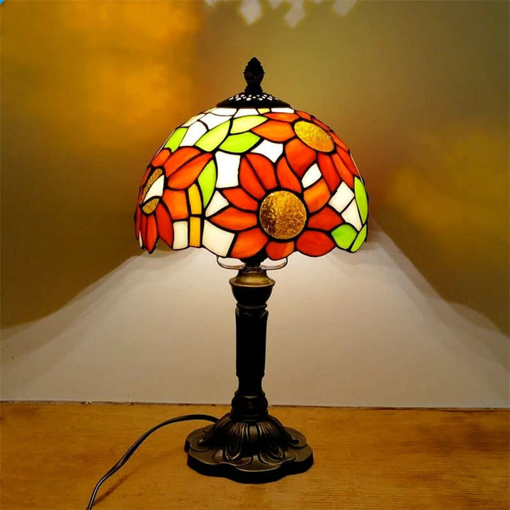 LumiTiffany | LED table lamp in vintage design | Noxord