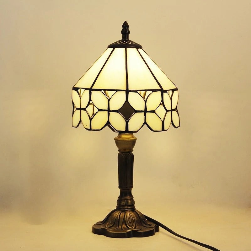 LumiTiffany | LED table lamp in vintage design | Noxord