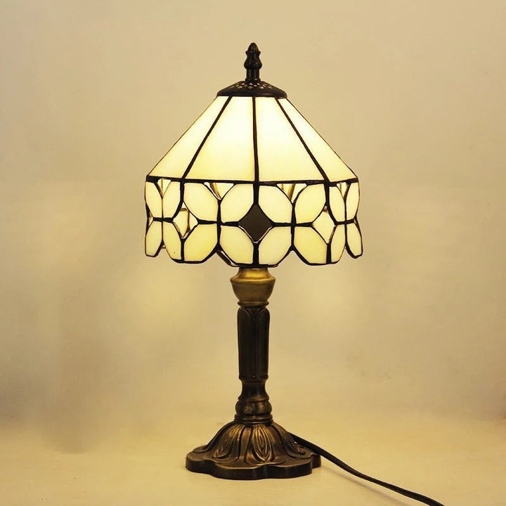 LumiTiffany | LED table lamp in vintage design | Noxord