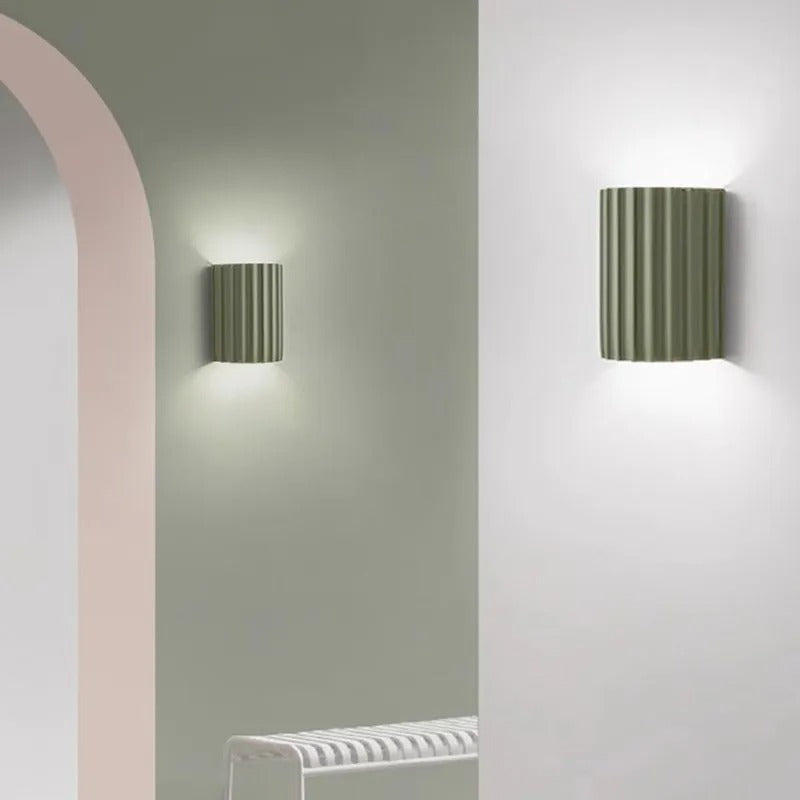 Minimalist Groove Wall Lamp | Resin, Up and Down | Kalsten