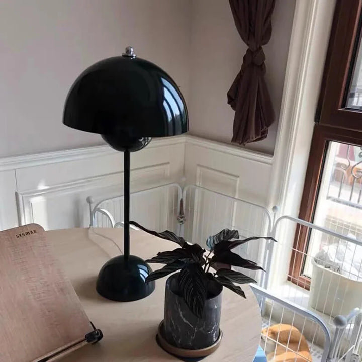 USB Type Modern Table Lamp | Noxord