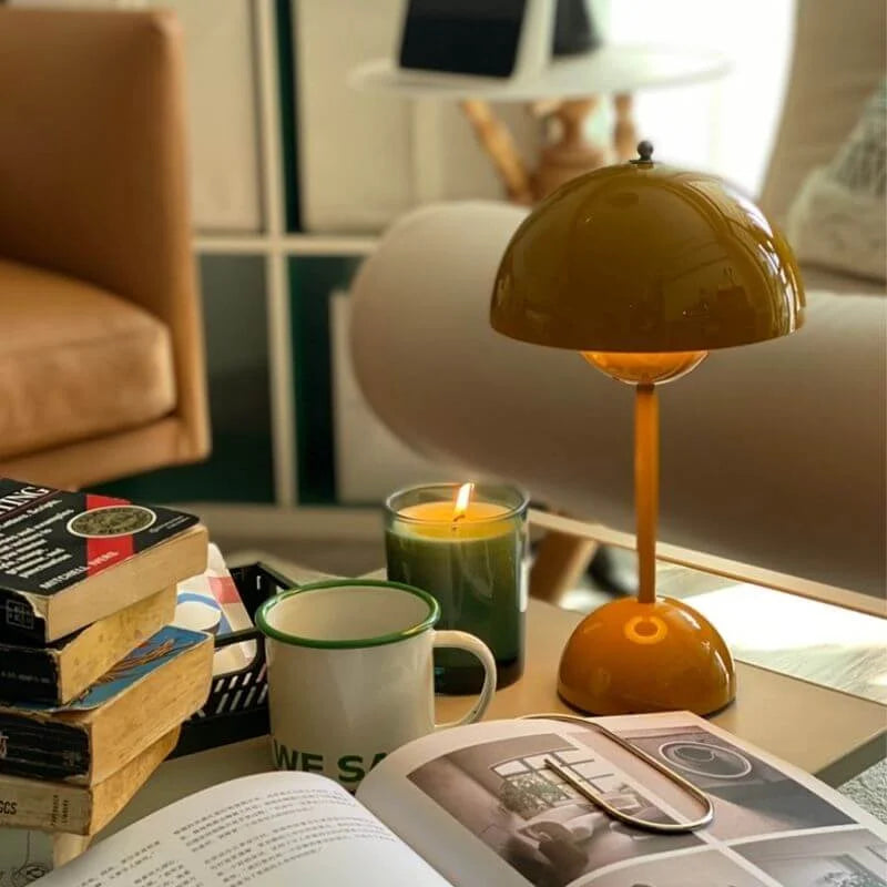 USB Type Modern Table Lamp | Noxord