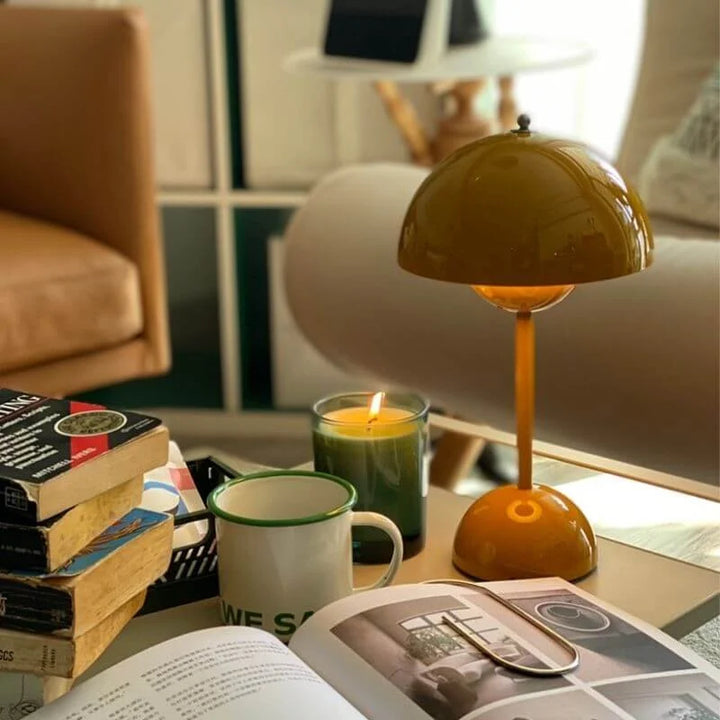 USB Type Modern Table Lamp | Noxord