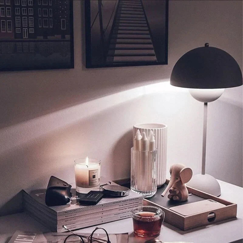 USB Type Modern Table Lamp | Noxord