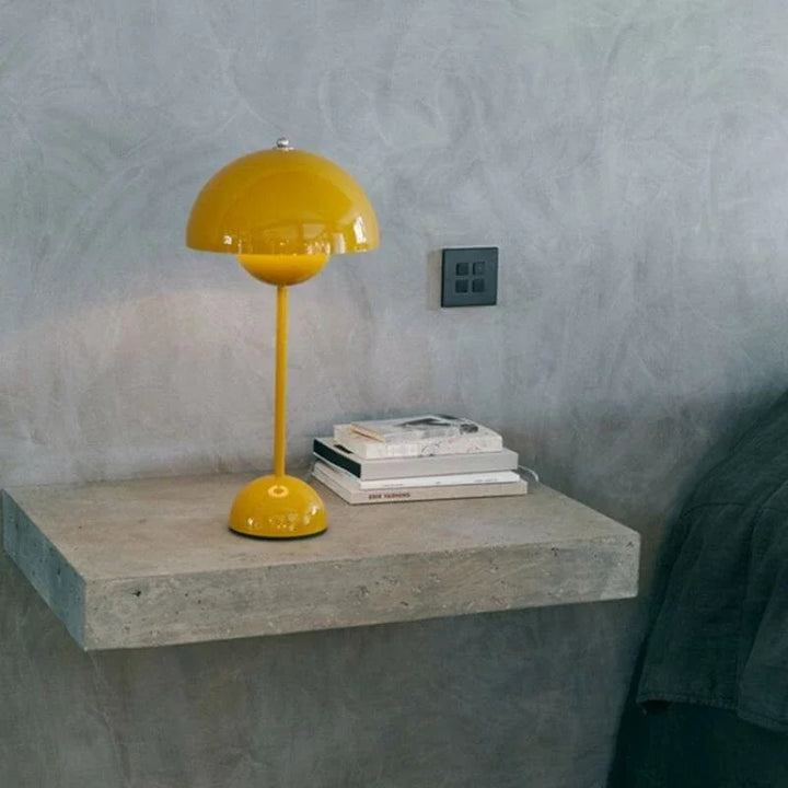 USB Type Modern Table Lamp | Noxord