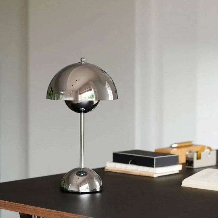USB Type Modern Table Lamp | Noxord