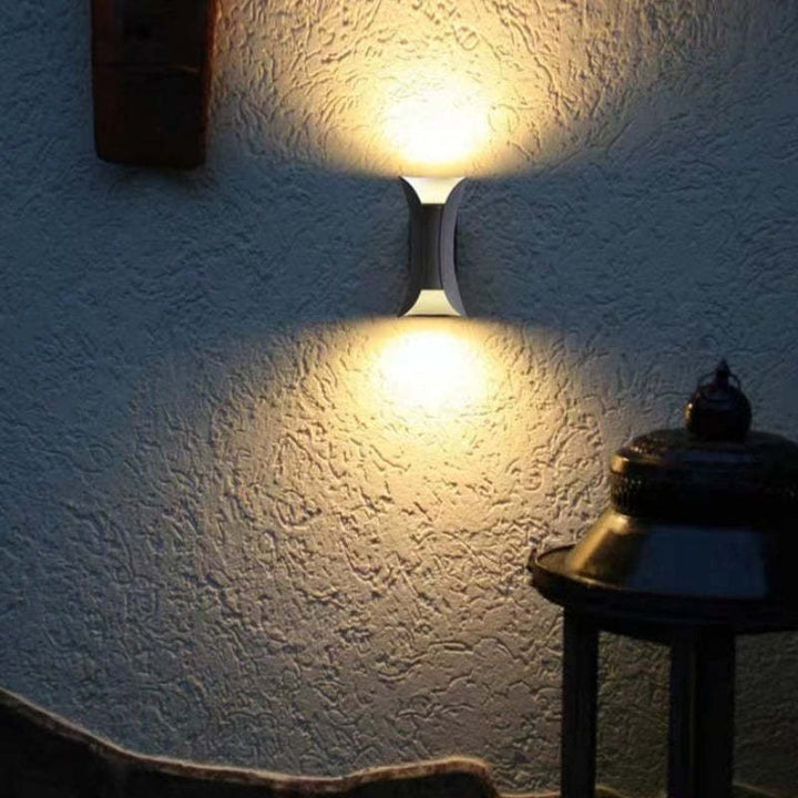 LumiEdge Modern LED Outdoor Wall Light