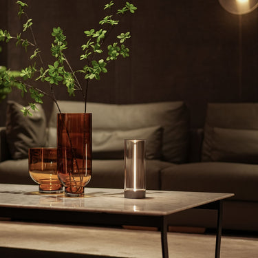 Modern Magnetic Table Lamp | Kalsten