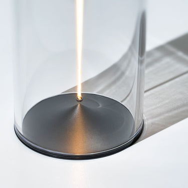 Modern Magnetic Table Lamp | Kalsten