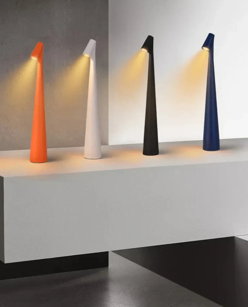 Stylish table lamp - wireless | Kalsten