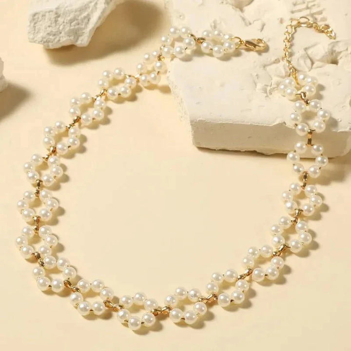 Kalsten | Pearl Floral Daisy Choker Necklace