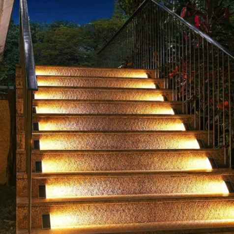Solar-Powered Stair Lighting - SoluStep | Kalsten