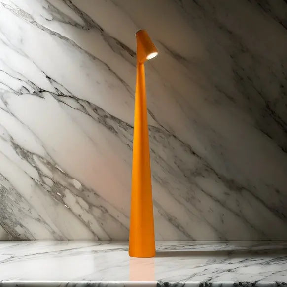Dorsø - L'ummiere D'apol table lamp | Kalsten