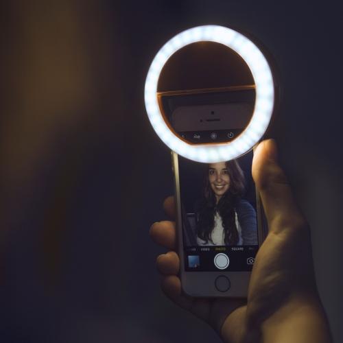 Kalsten | Portable Selfie Ring Light - GlowSnap
